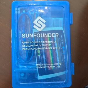 SunFounder Electronics Kit in Bright Blue Case